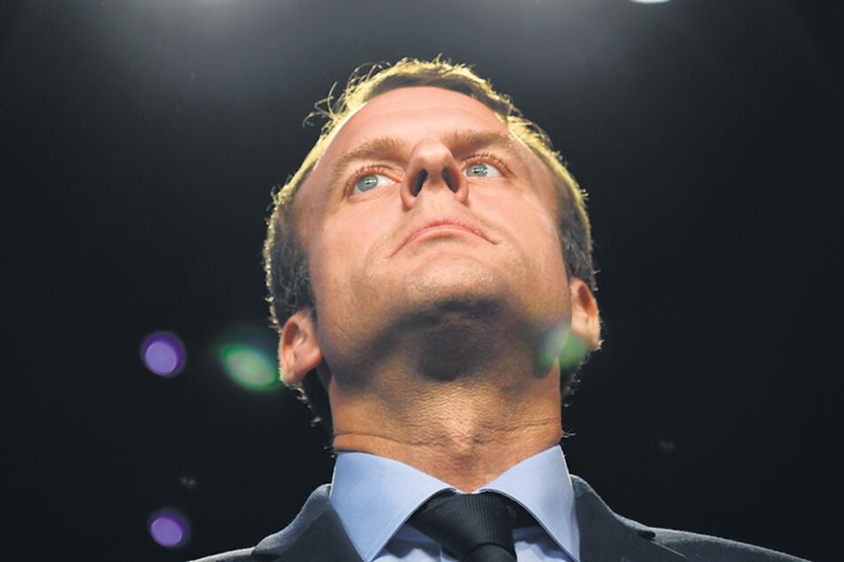 De Macron, que perdió 20 puntos desde mayo, se dice que hizo demasiado, muy rápido y de forma autoritaria.