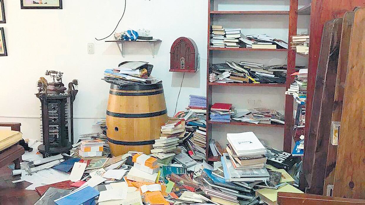 Además de los allanamientos, la Justicia dispuso excavaciones en busca de supuesto dinero enterrado.