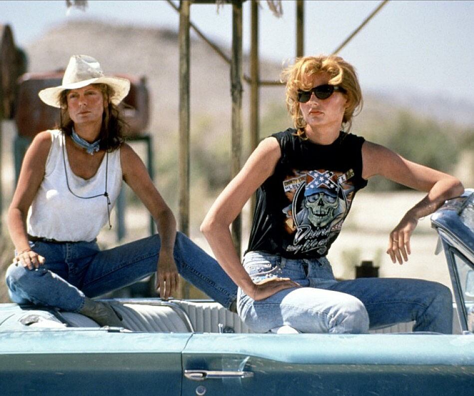 Susan Sarandon (Louise) y Geena Davis (Thelma), fugitivas con el destino en sus manos.