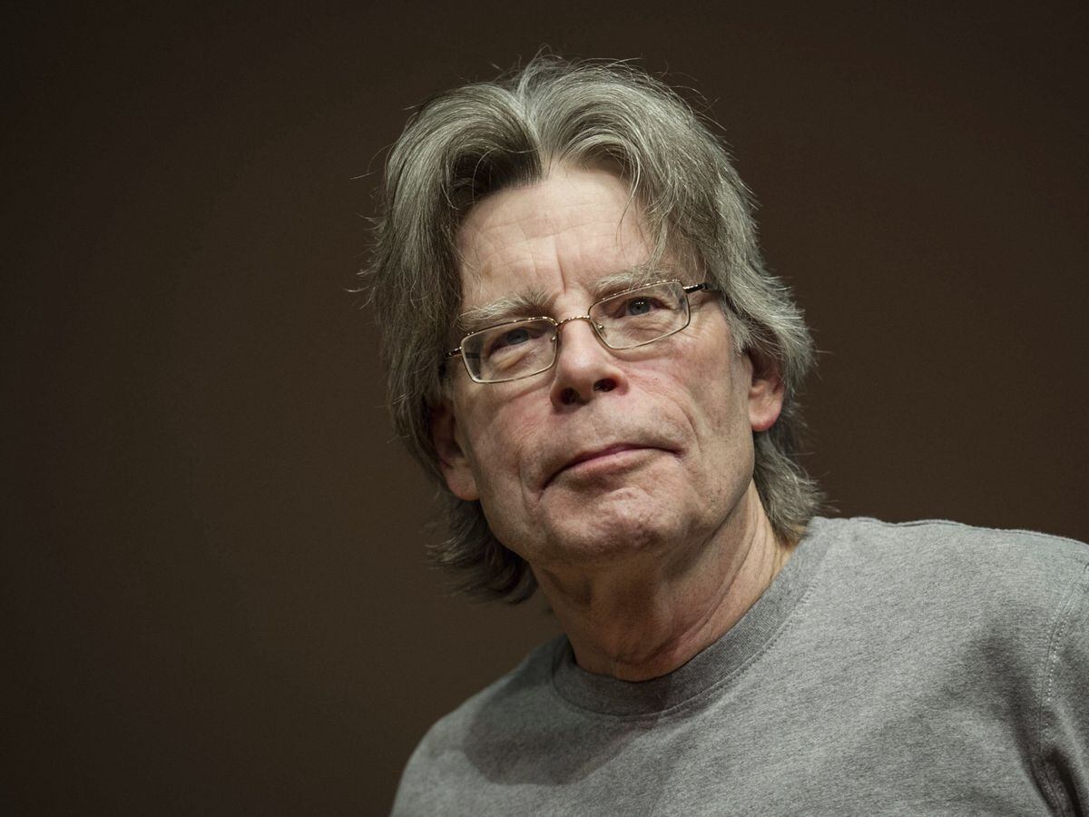 Stephen King había tirado su primer manuscrito a la papelera: su esposa Tabitha lo convenció de rescatarla.