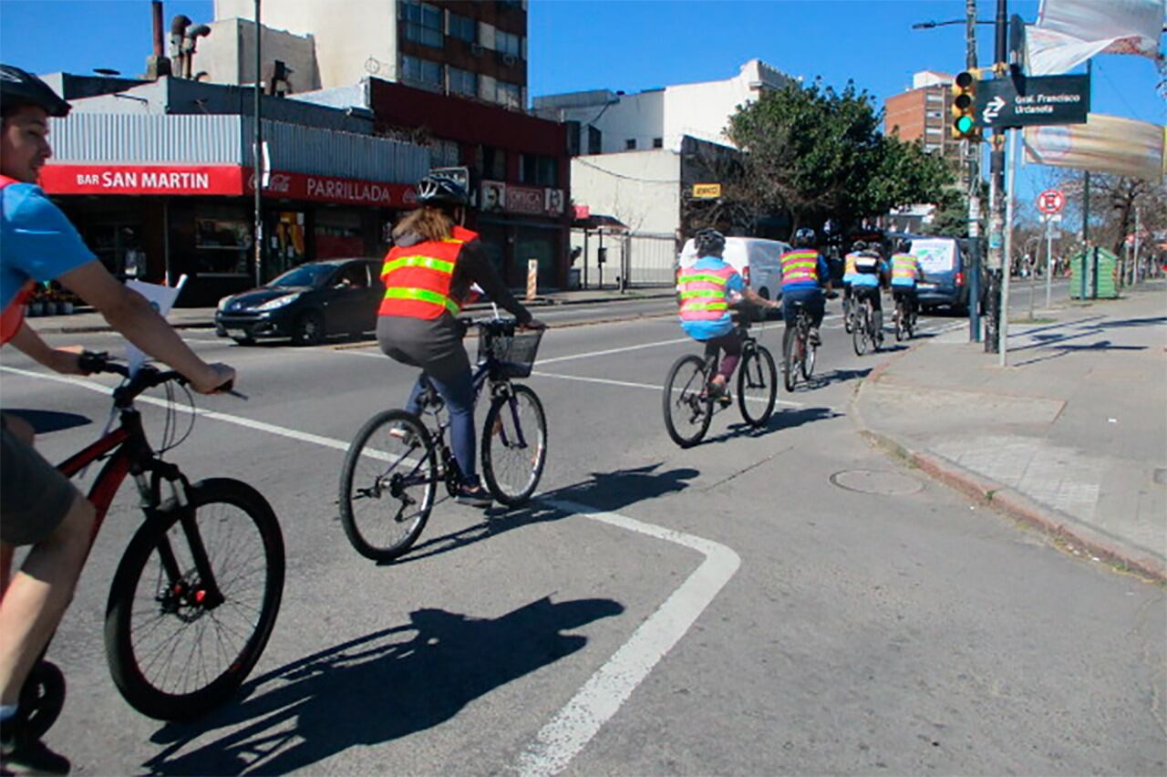 La gente utiliza mucho la circulación en bicicleta.