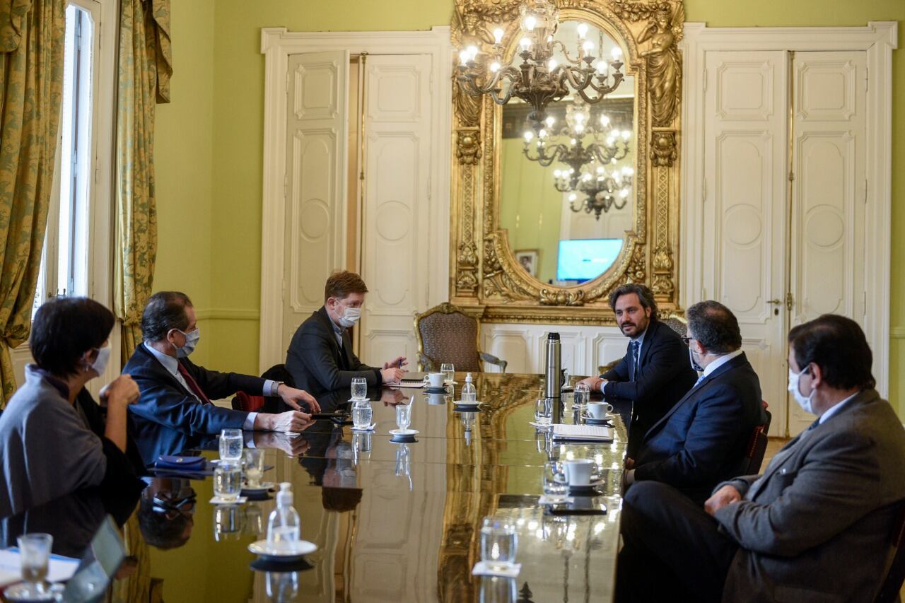 Santiago Cafiero, jefe de Gabinete, encabezó la reunión del equipo económico.