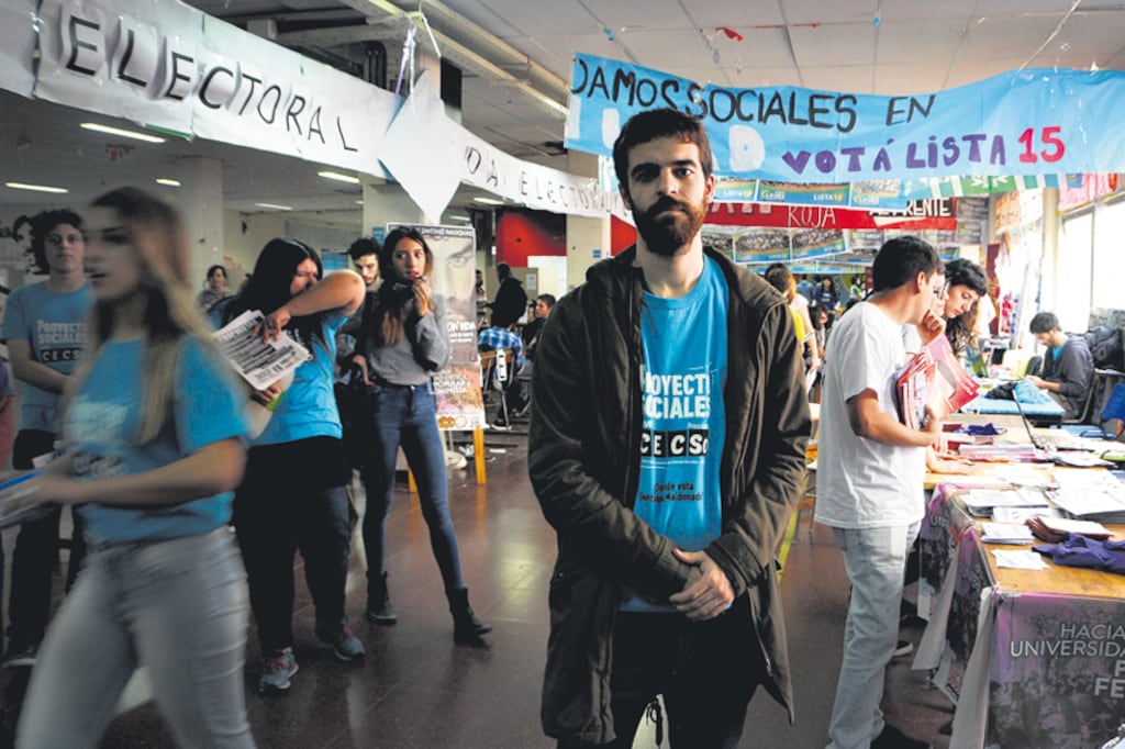 “El centro debe ser autónomo de las autoridades”, dice Móbili.