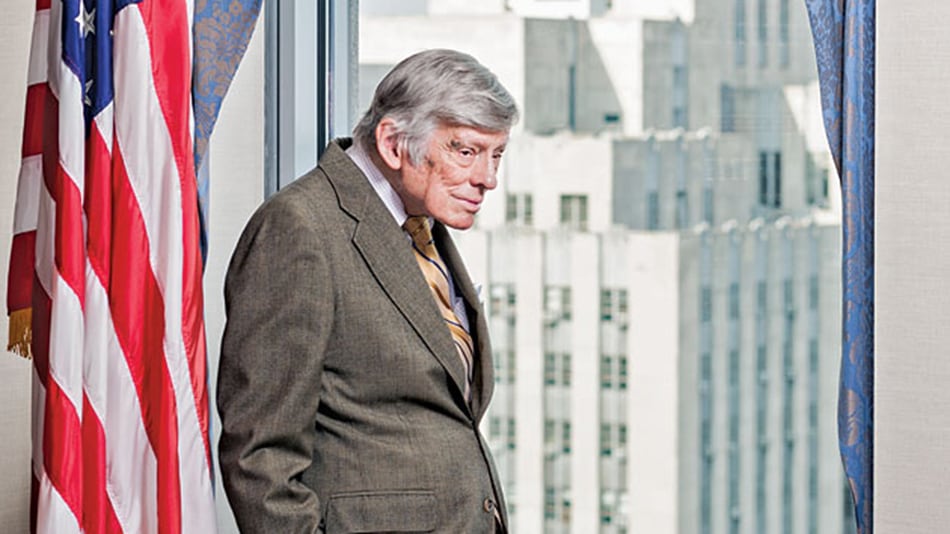 Griesa había sido nombrado juez en 1972 por Richard Nixon. Nacido en Kansas en una familia republicana, tuvo hasta a Lennon en el banquillo.
