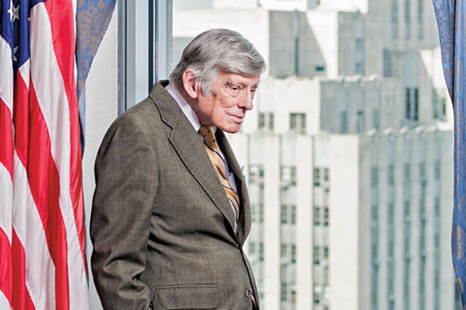 Griesa había sido nombrado juez en 1972 por Richard Nixon. Nacido en Kansas en una familia republicana, tuvo hasta a Lennon en el banquillo.