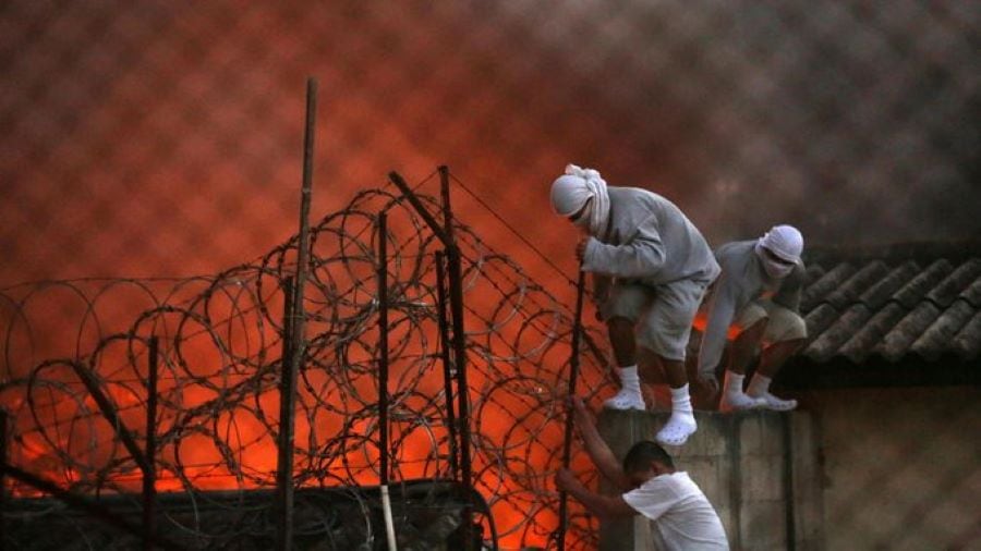 El motín, en el que se enfrentaron dos grupos por el control de drogas dentro del penal, duró cinco horas.