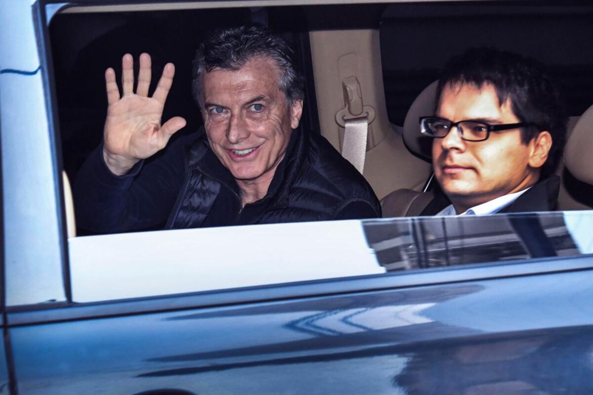 Darío Nieto, hoy candidato de JxC, junto a Mauricio Macri.