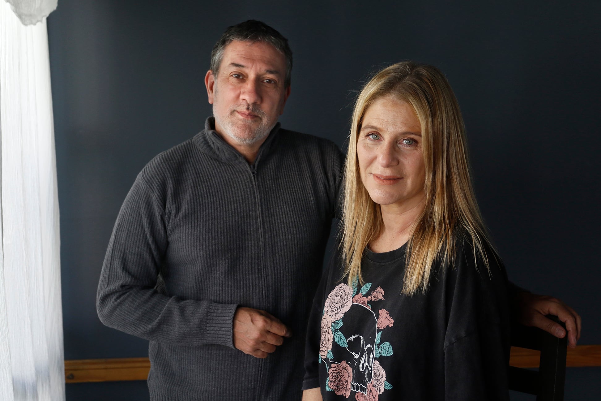 García Pintos y Mazer: a través de una historia de amor, la obra aborda una búsqueda de identidad. 