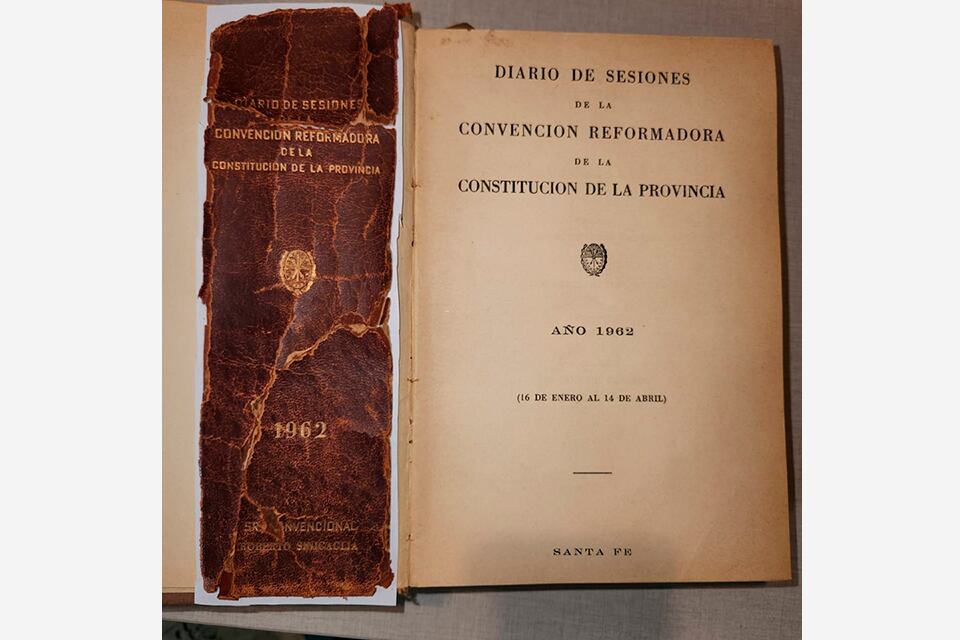 Un ejemplar del diario de sesiones de 1962.