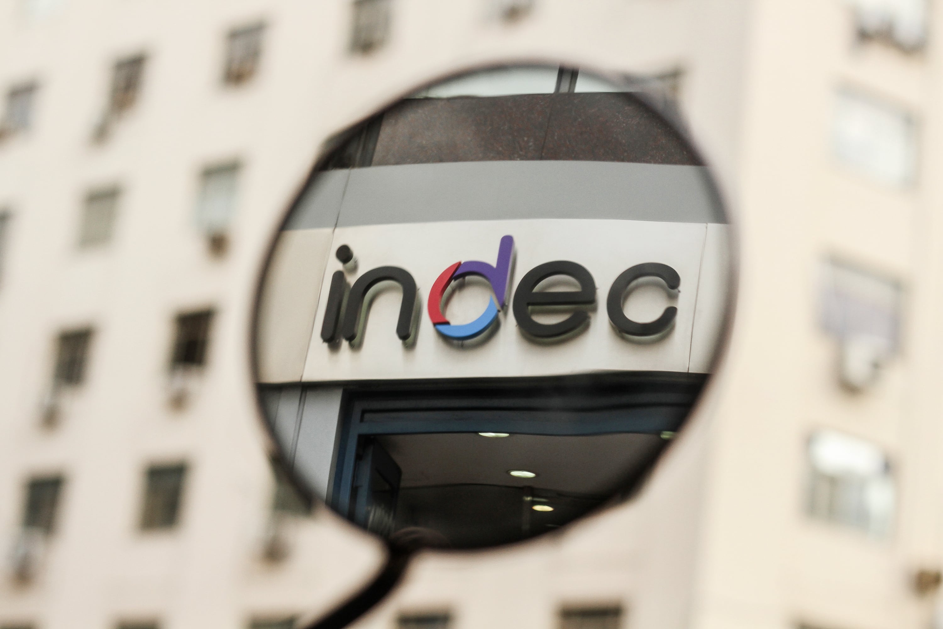 Los intendentes no cuestionan los datos, aunque advierten que la baja inflación no impacta en el día a día de los vecinos. 