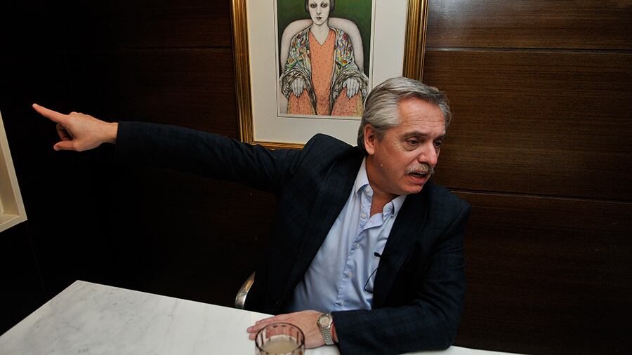 "El gabinete tiene que tener la cantidad de gente que haga falta para trabajar bien", definió Fernández.