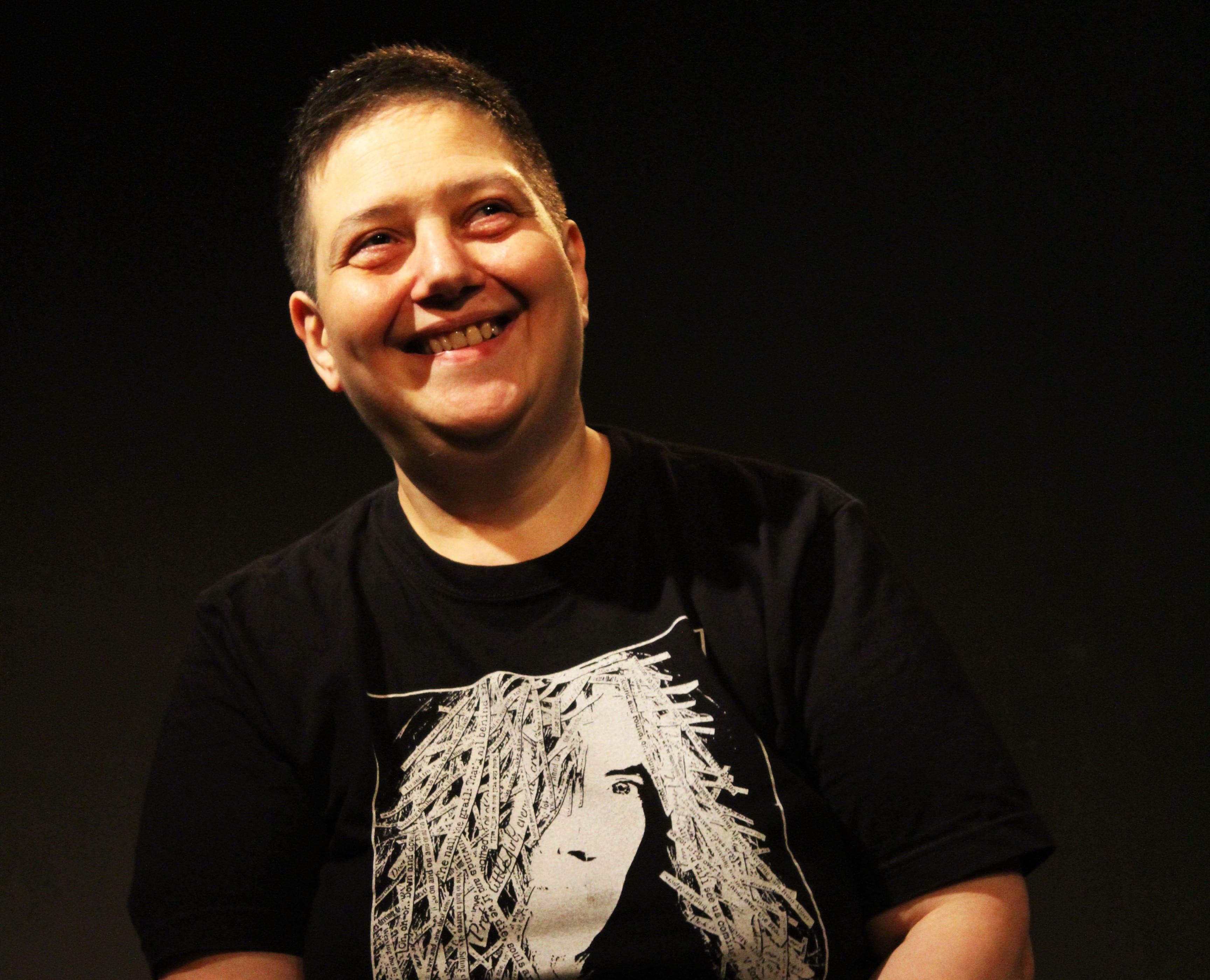 Gabby nació en Rosario en 1965. Alguna vez dijo que su lema es: "lo personal poético es político"