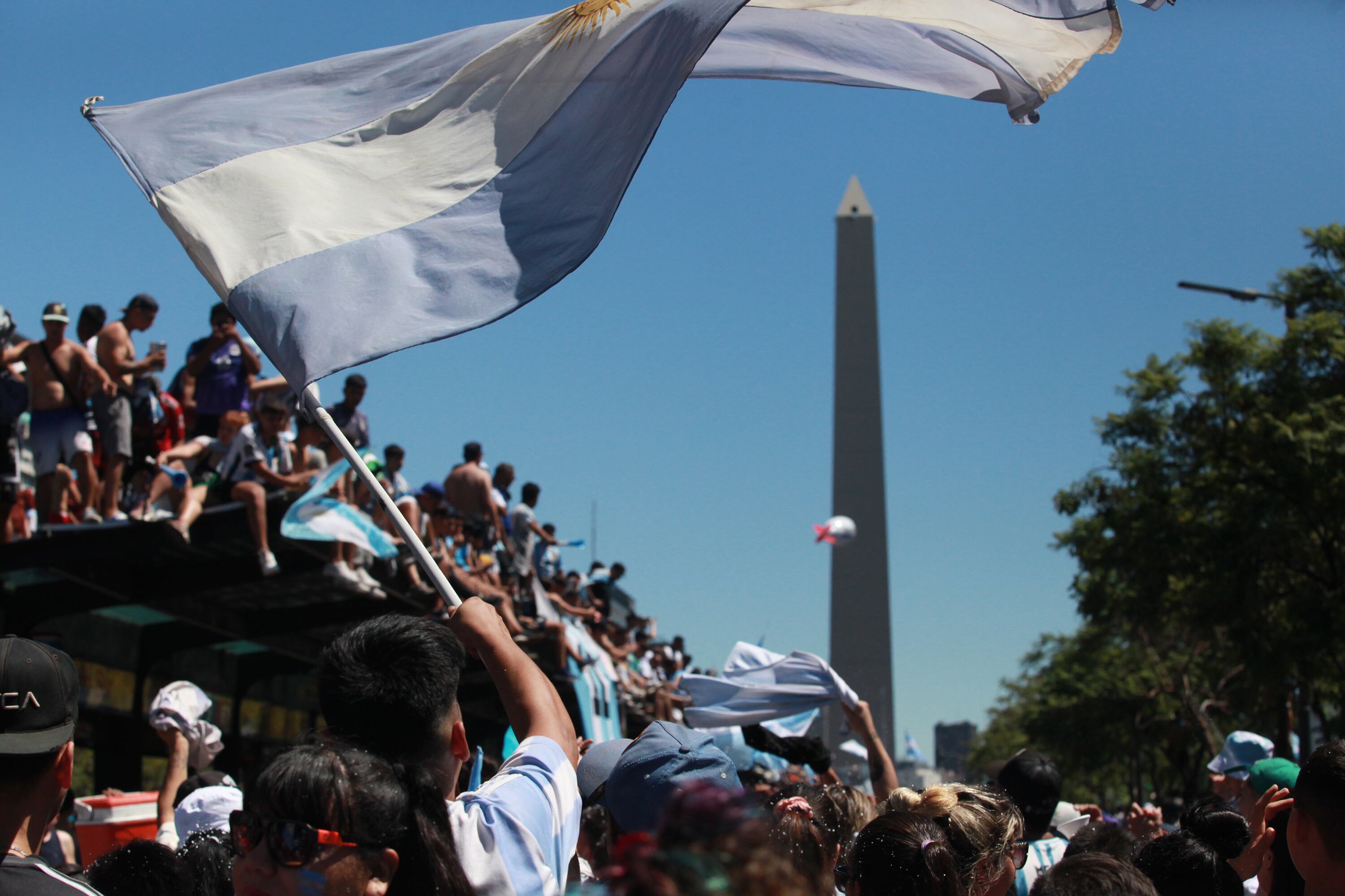 El ministro de Seguridad de CABA, Marcelo D'Alessandro, recomendó a los hinchas que no se concentren en el Obelisco: "en cualquier punto del recorrido los van a ver mucho mejor". 