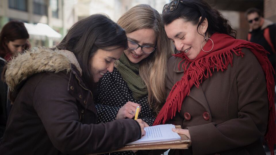 Jessica Pellegrini y Gabriela Durruty patrocinan a las Madres.