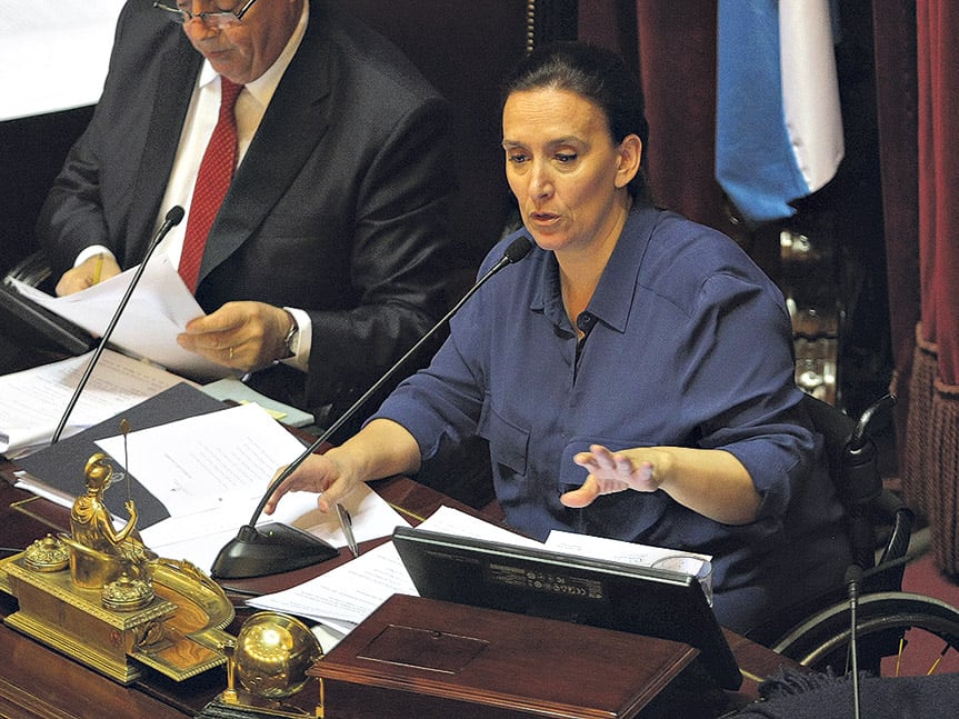 Michetti suma más dolores de cabeza por los manejos de dinero. 