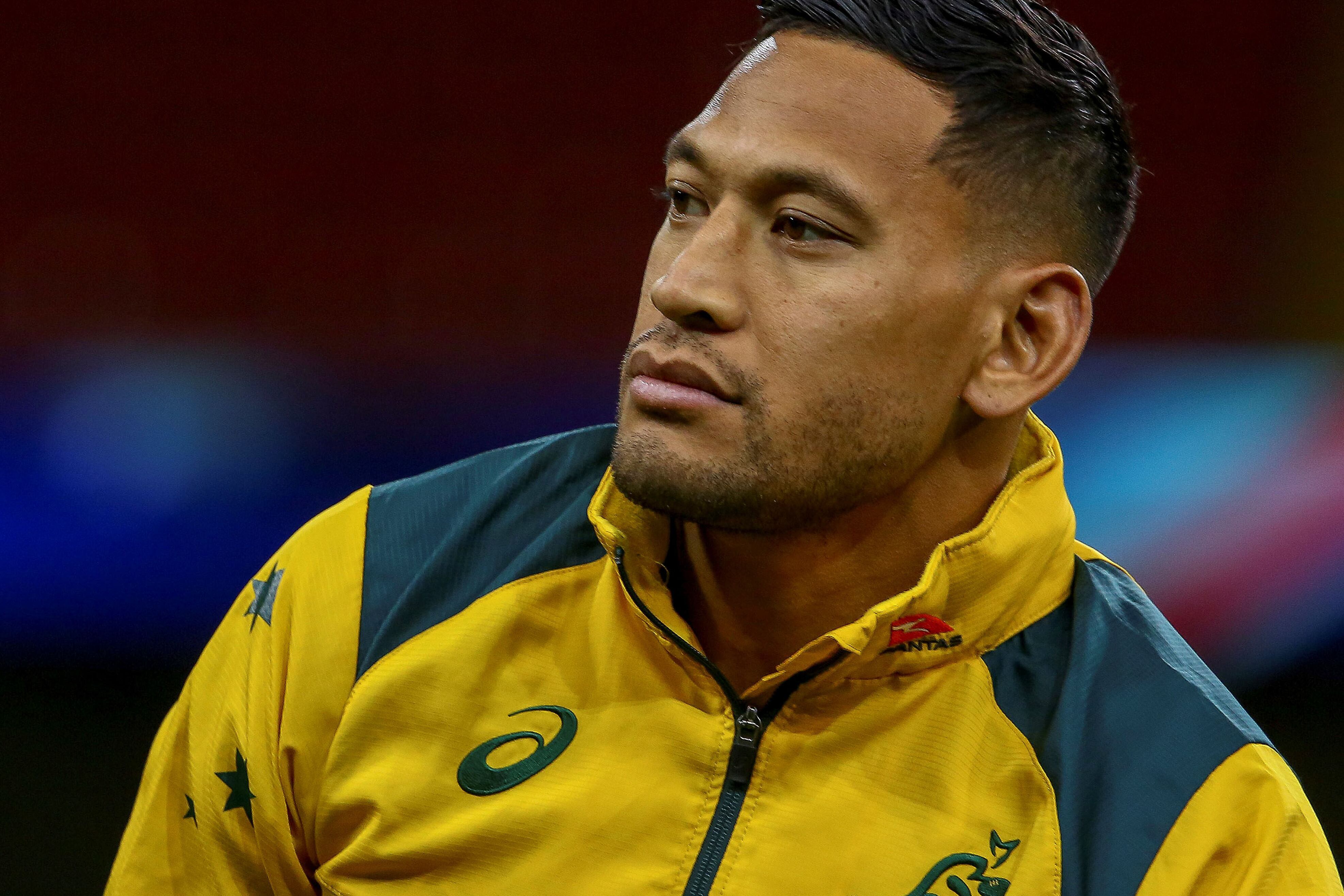 Isreal Folau. Cometió una "infracción de alto nivel del código de conducta de los jugadores".