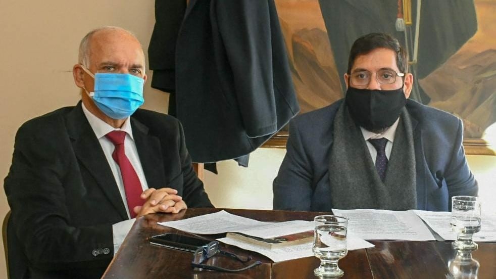 Rubén Arias y Eduardo Barrionuevo durante la reunión con senadores