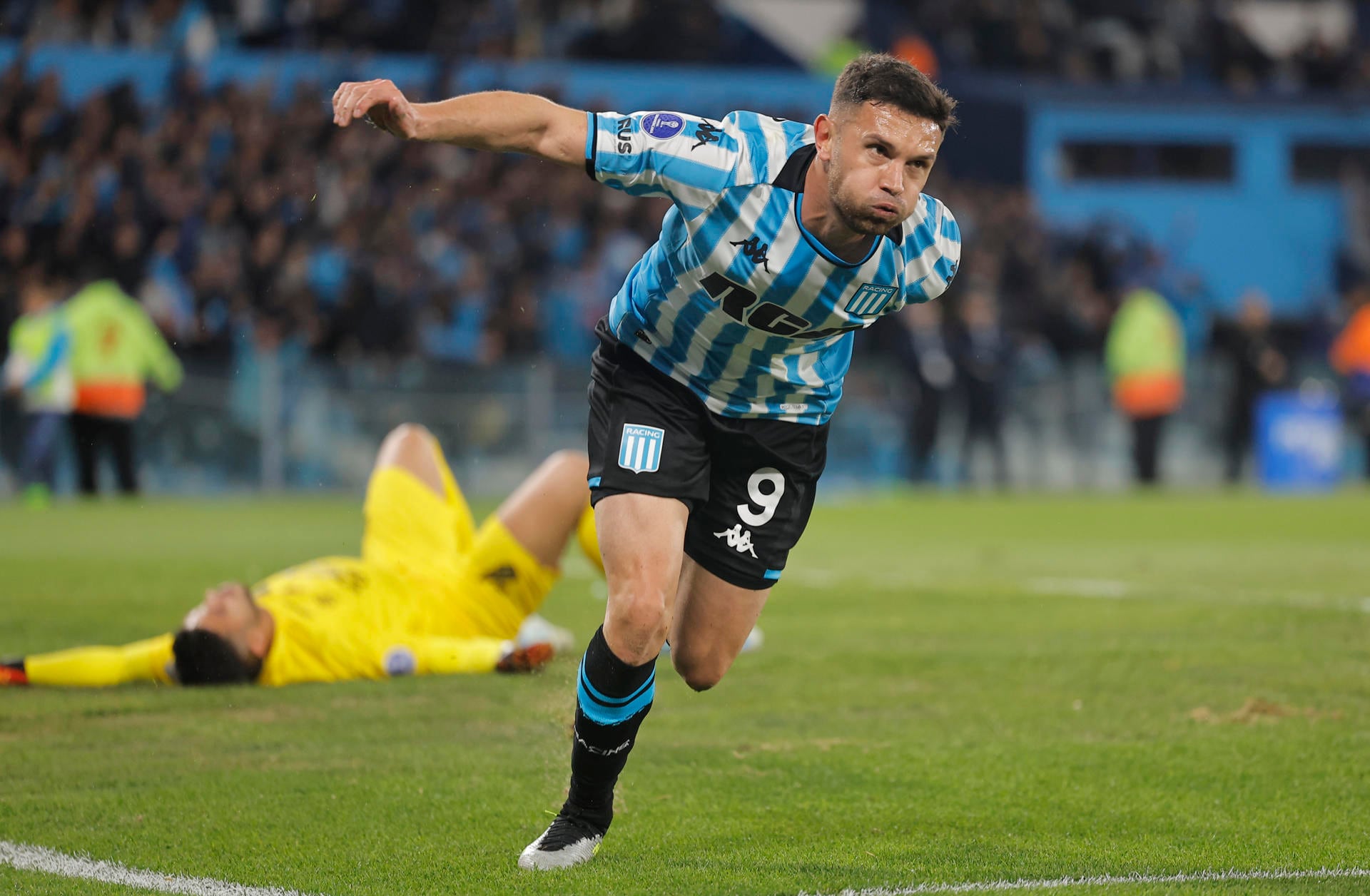 Adrián Martínez convirtió el segundo gol de Racing
