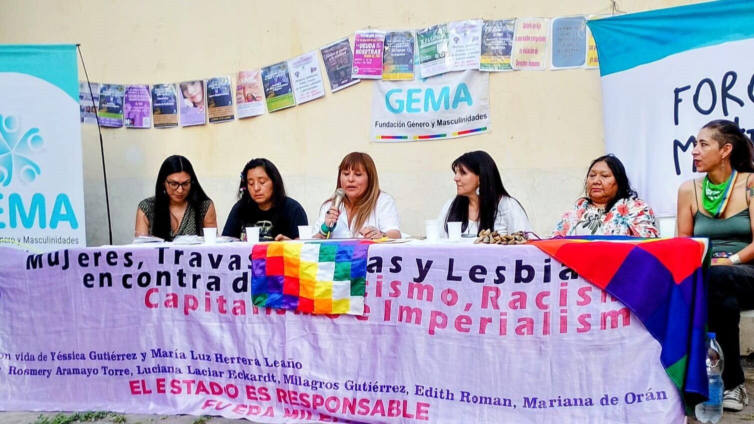 Pía Ceballos, Inu Yaku, Carmen Chuchuy, Tania Kiriaco, Irene Cari y Sofía Fernández