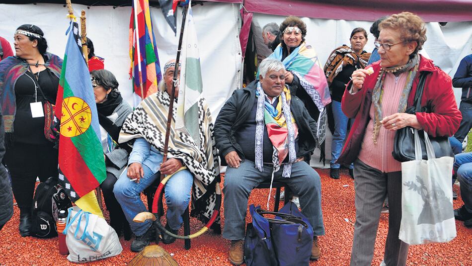 Las organizaciones indígenas se empezaron a concentrar desde el sábado en la Plaza del Congreso.