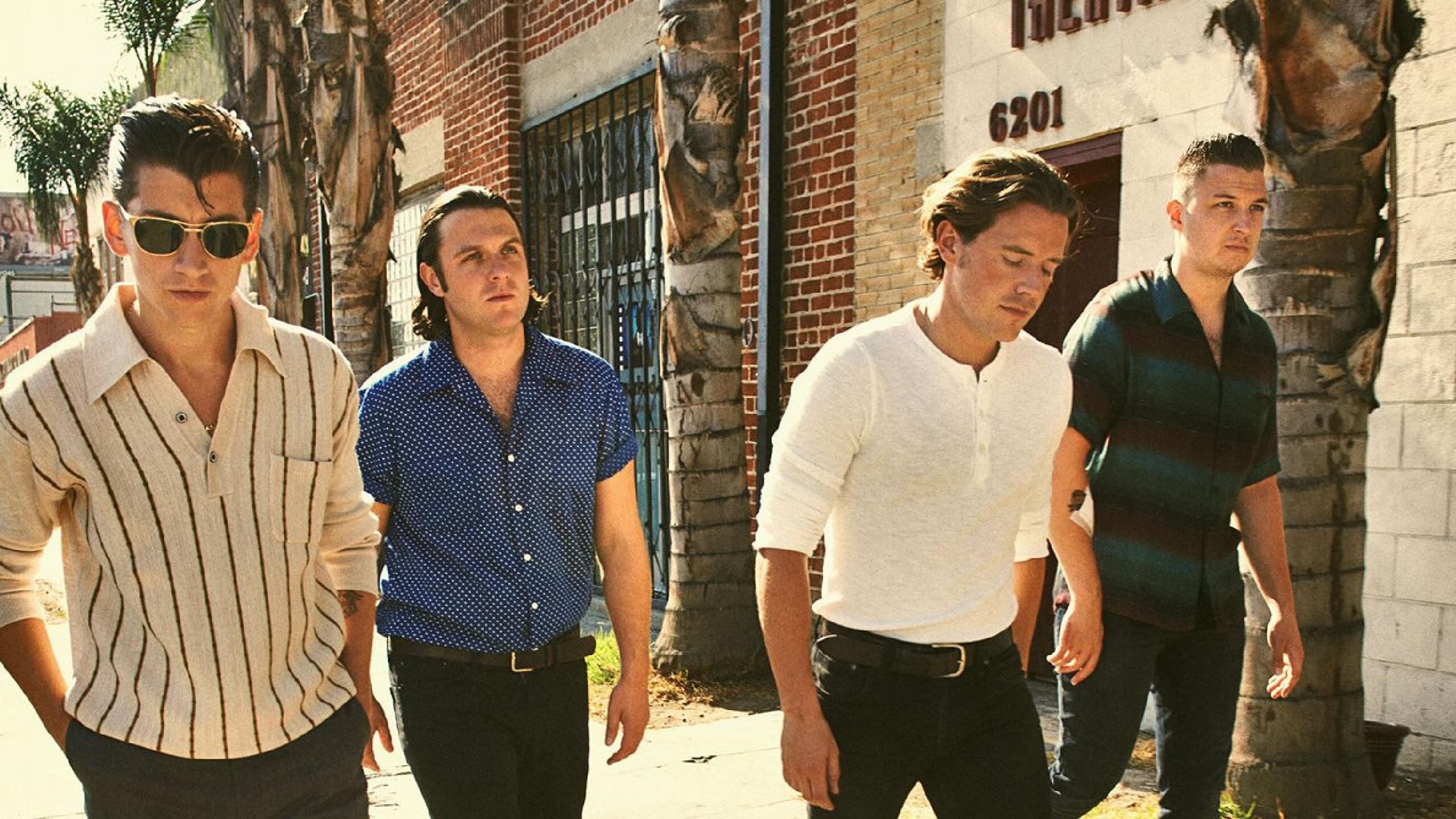 El próximo disco de los ingleses Arctic Monkeys saldrá el 11 de mayo y se llamará “Tranquility Base Hotel & Casino”.