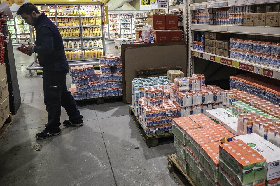 En mayoristas, las ventas de julio bajaron 3,2 por ciento.