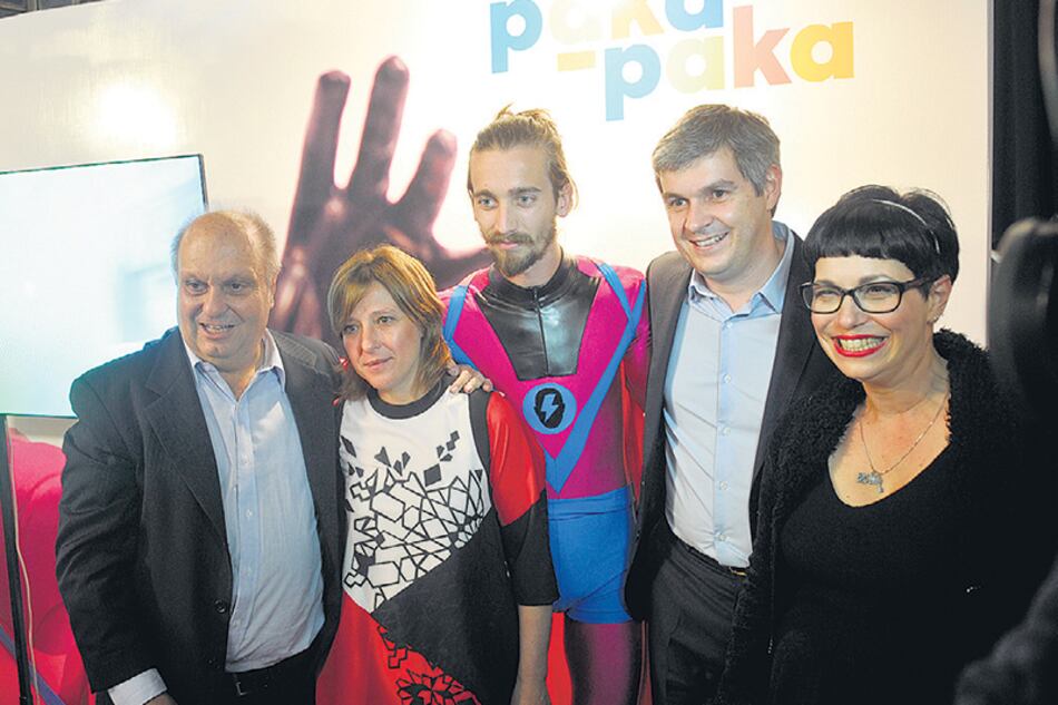 Hernán Lombardi y Marcos Peña en el lanzamiento de la temporada 2016 de las señales ahora en riesgo.