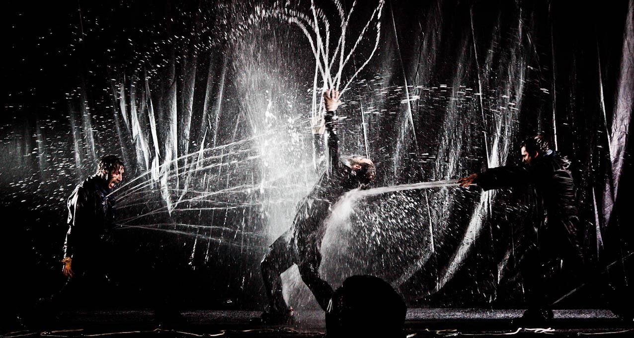 Hombre Vertiente, show de los creadores de De La Guarda, meterá ciclo en Villa Carlos Paz de jueves a lunes.