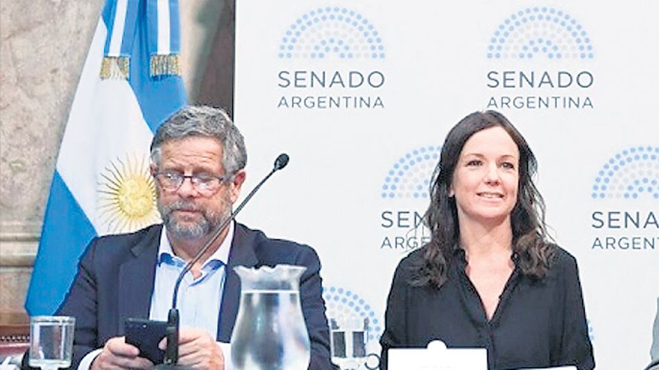 El secretario Rubinstein y la ministra Stanley fueron imputados por la falta de vacunas.