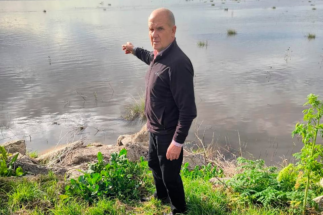 Pablo Zurro advierte que el municipio trabaja contra las inundaciones sin ayuda nacional.