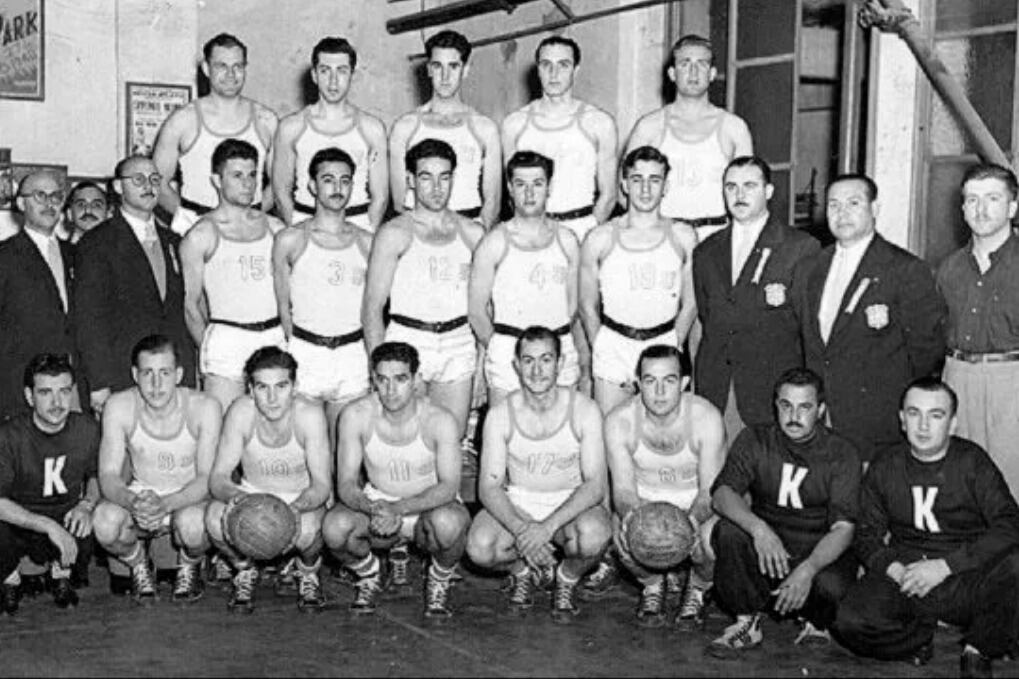 El plantel campeón en el Mundial 1950, luego proscripto por la Libertadora