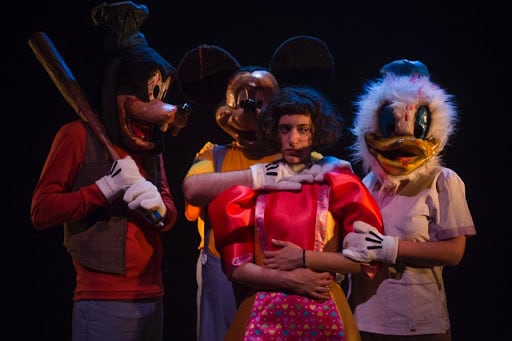 "Cosas pesadas caen" ganó el Premio Germán Rozenmacher en 2018.