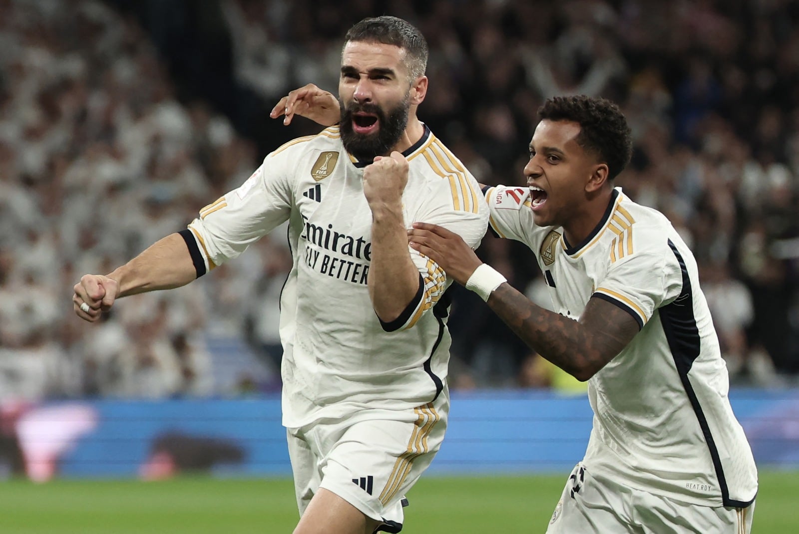 Carvajal y Rodrygo celebran la goleada merengue