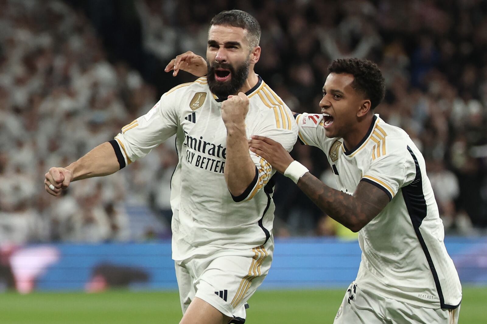 Carvajal y Rodrygo celebran la goleada merengue