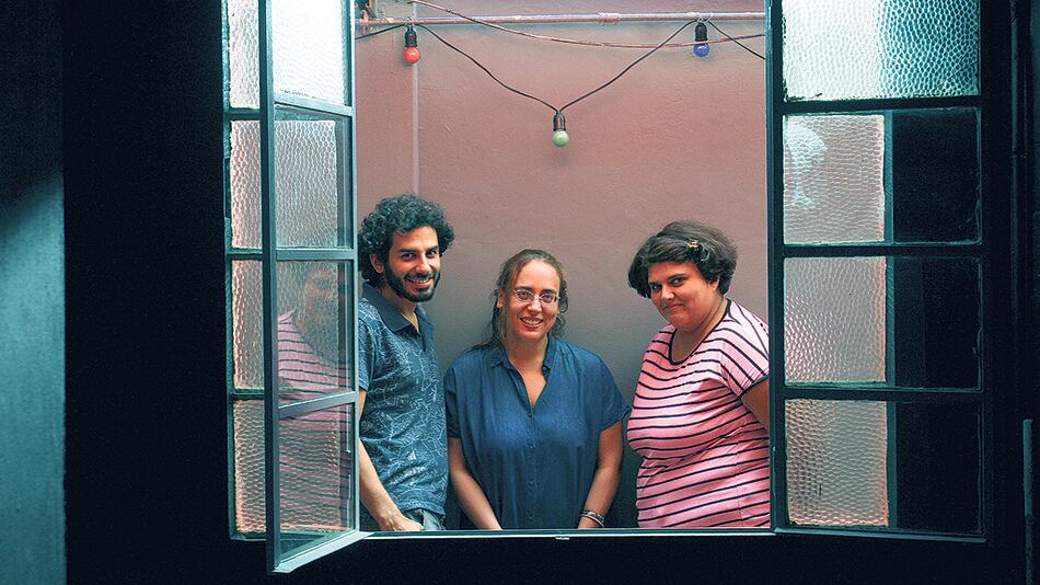 Ignacio Sánchez Mestre, Mariana Mazover y Maruja Bustamante apuntan al cruce de lenguajes artísticos.