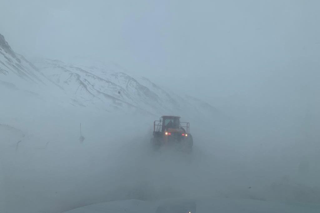 En Mendoza, el paso Cristo Redentor se encuentra cerrado por mal tiempo desde el último jueves. (Foto: @PasoCRMza)