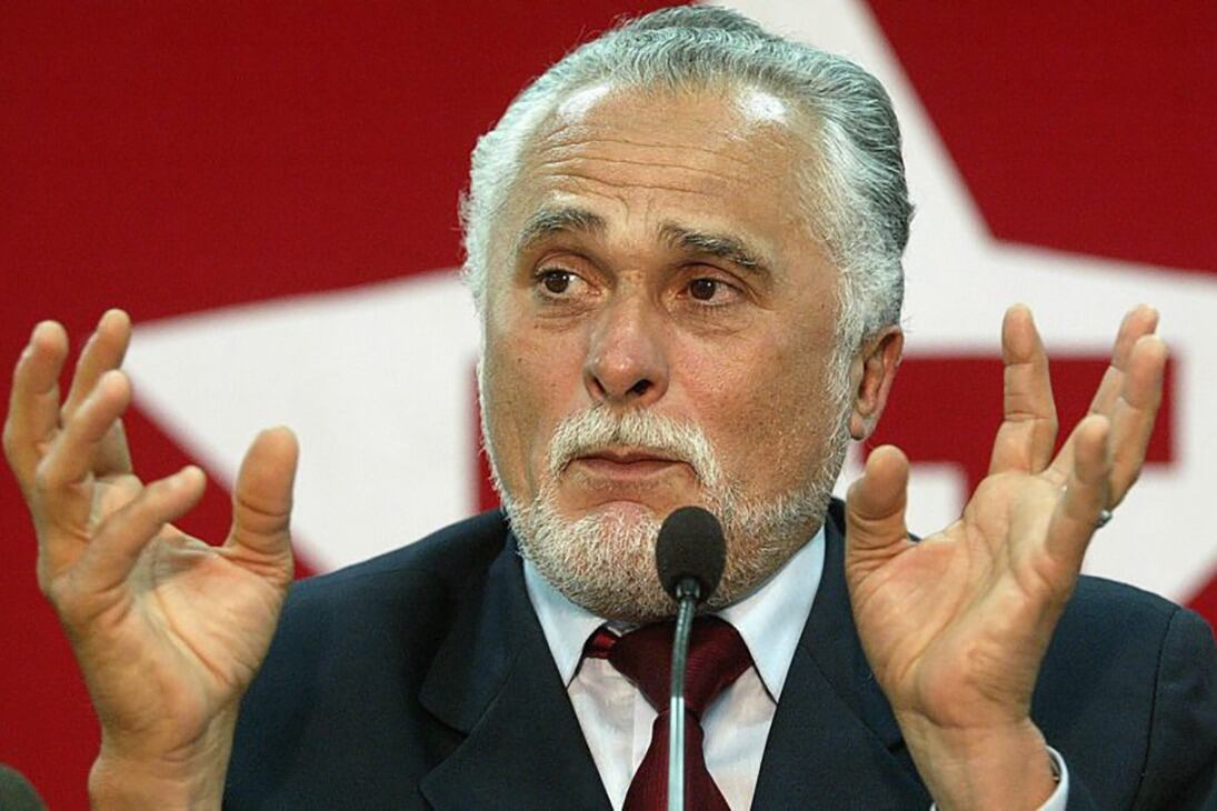  José Genoíno, referente del PTy epresidente del partido. 