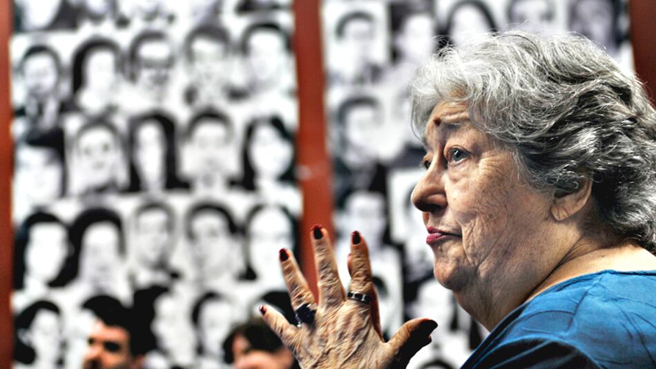 La presidenta de la Asociación de Madres de Plaza de Mayo, Hebe de Bonafini.