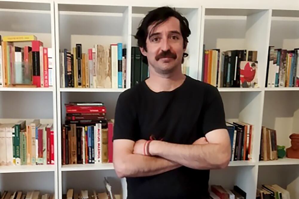 Javier Larraín, periodista e historiador.