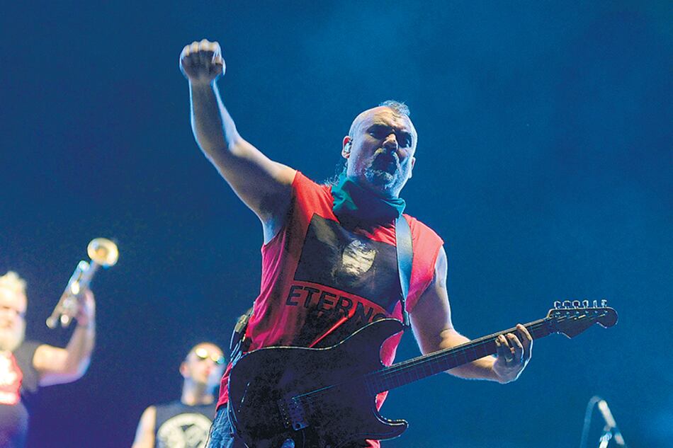 “Fuera vuestras putas manos de Venezuela, yanquis de mierda”, gritó Pulpul en el show de Ska-P.