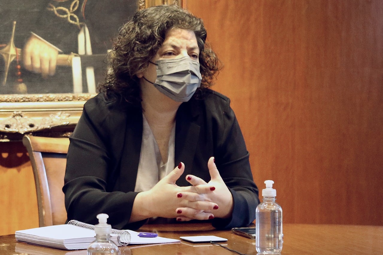 Vizzotti dijo que las aperturas "van a poder sostenerse mientras avance la vacunación y se sostengan algunos cuidados”.