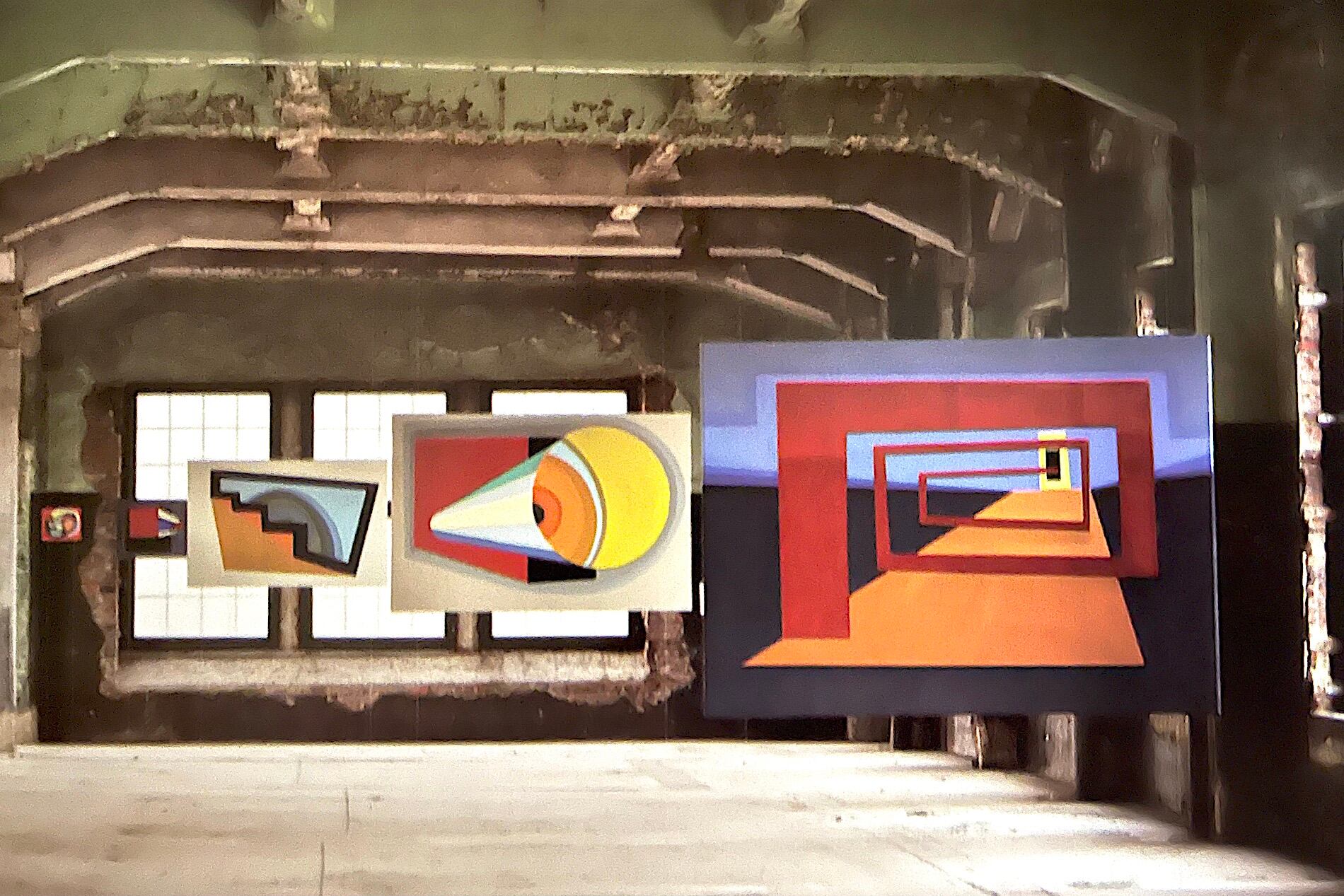 Vista parcial "Vida revolucionaria", muestra de Magdalena Jitrik en Manifesta 9, Genk, Bélgica, 2012. 