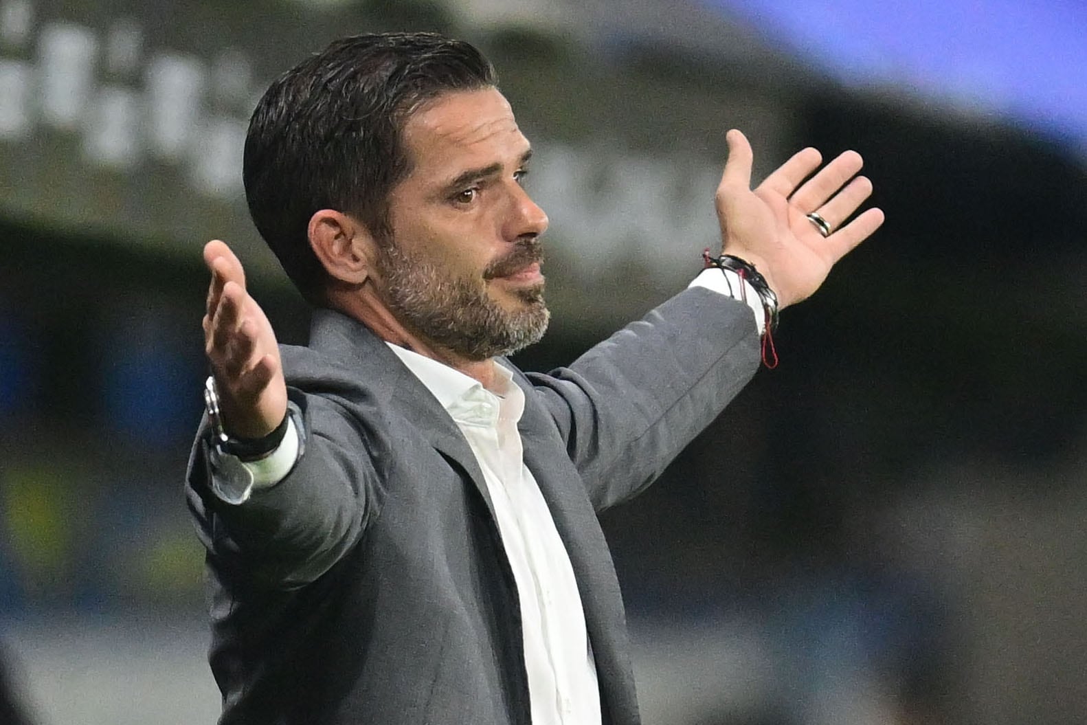 Gago sigue en la cuerda floja al frente de Boca