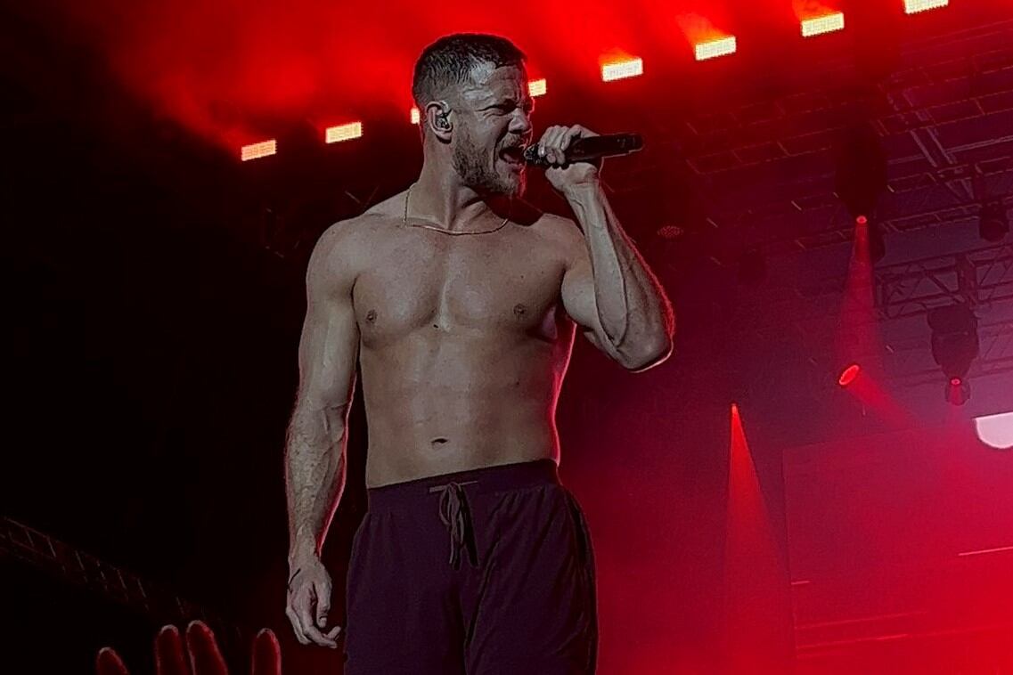 Dan Reynolds, cantante de Imagine Dragons. Imagen: redes sociales.