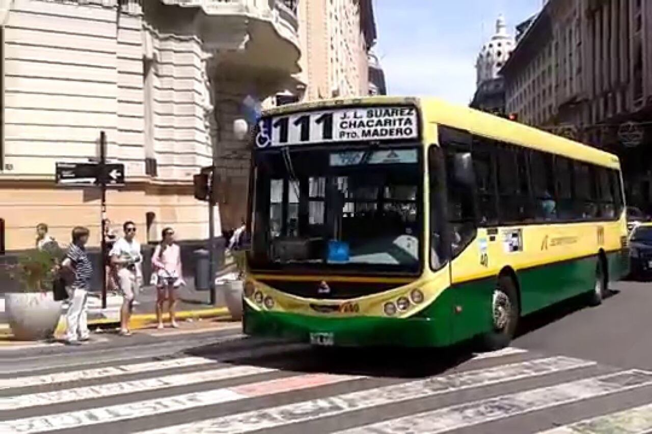 Por un nuevo hecho de inseguridad paran la 111 y otras tres líneas.