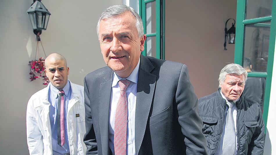 El gobernador Gerardo Morales no deja pasar la asistencia.