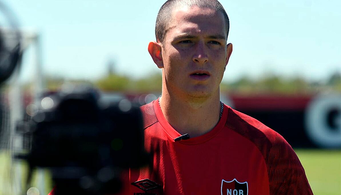 Moreno debutaría como titular.