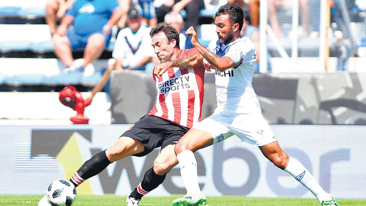 Los equipos fueron decididos a buscar en ataque.