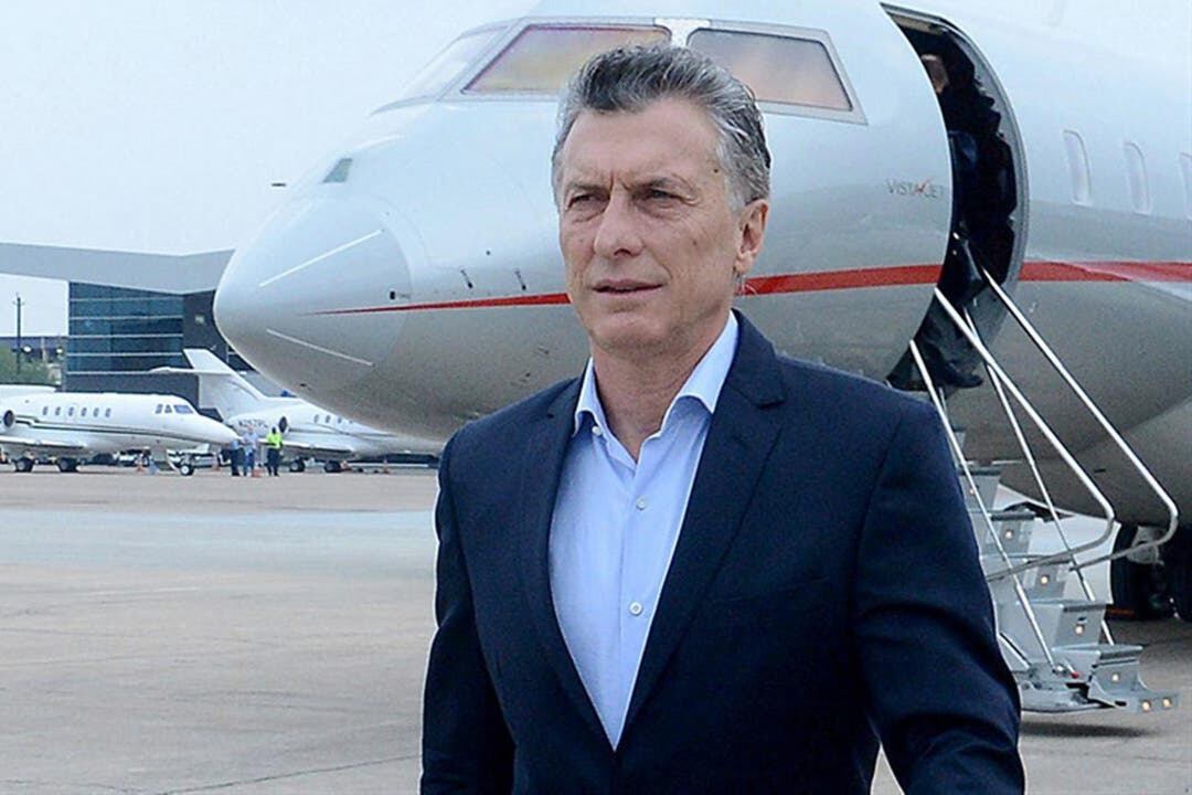 Mauricio Macri regresó a la Argentina tras una larga temporada en Europa.