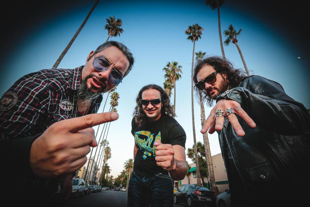 El cantante y guitarrista argentino armó grupo con los estadounidenses Paris Beck (hijo de Sebastian Bach) y Tin Haguen.